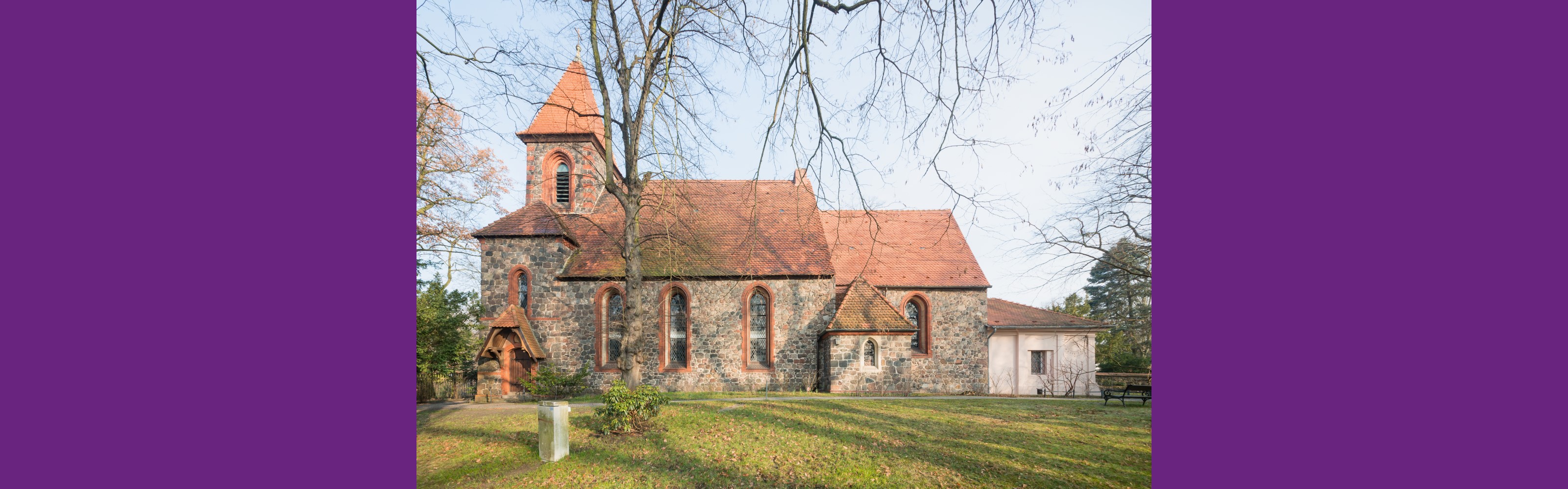Dorfkirche Britz von außen