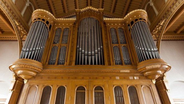 Orgel der Magdalenenkirche von vorne