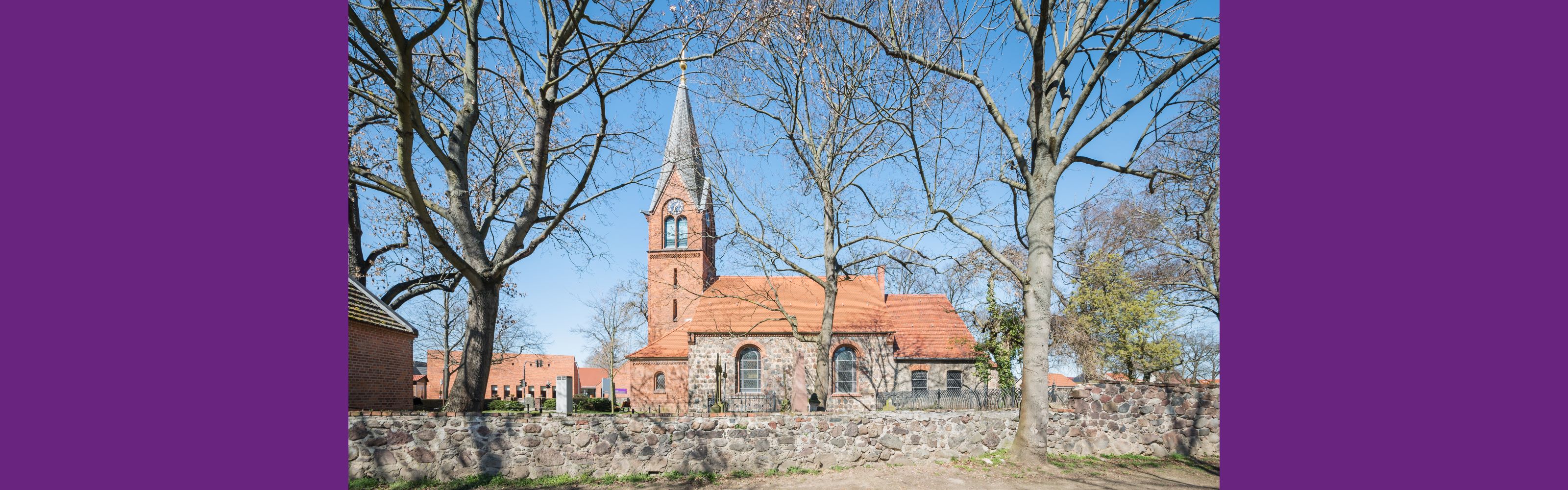 Dorfkirche Großziethen von außen
